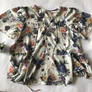 Kimchi Blue | Floral Criss Cross Tie Top